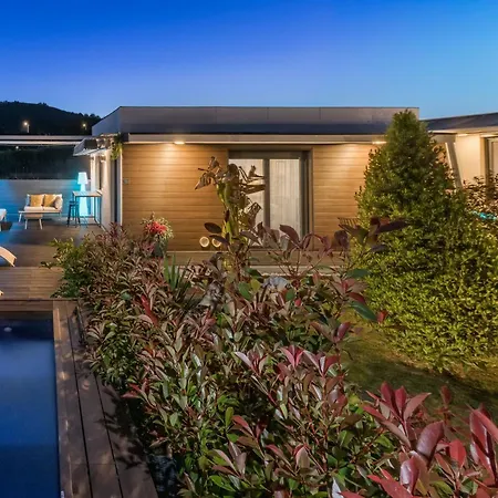 Norte De Santillana - سانتيانا ذيل مار