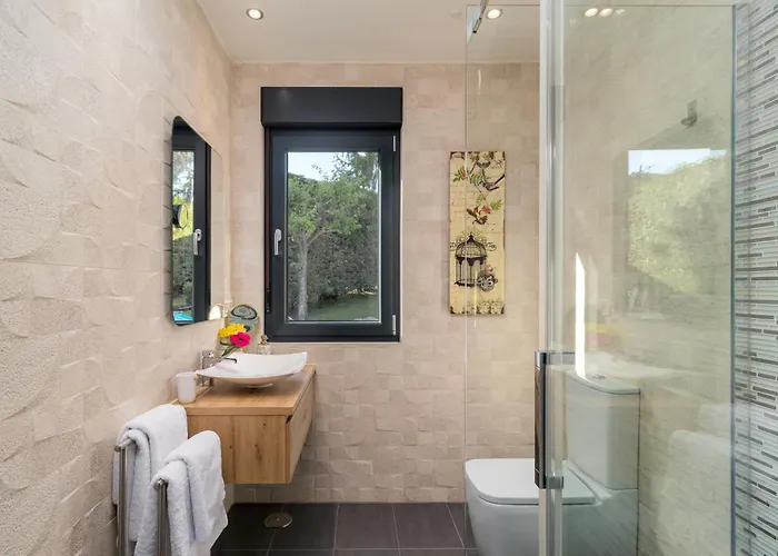 Norte De Santillana - 桑提亚纳德玛